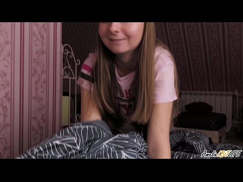 ❤️ Blondie Sucks BFF ของเธออย่างสุดซึ้งและได้รับ Cum ในปากของเธอ ️ โป๊คุณภาพ ที่ th.porno-fuq.ru ❌